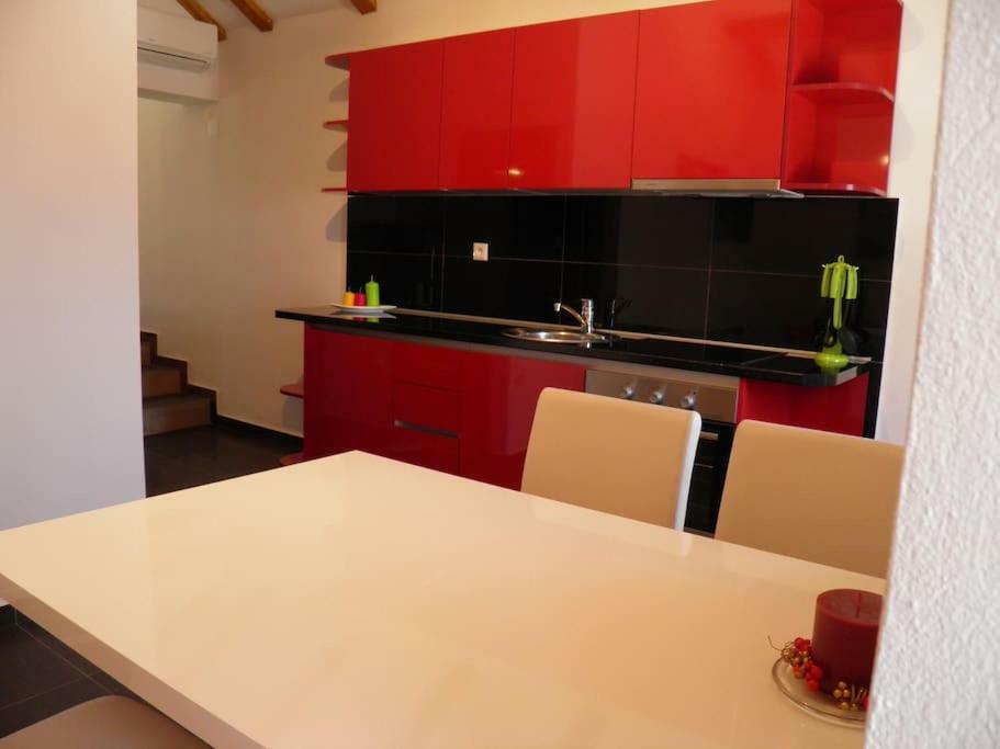 Romantic Apartment Donje Celo Екстериор снимка