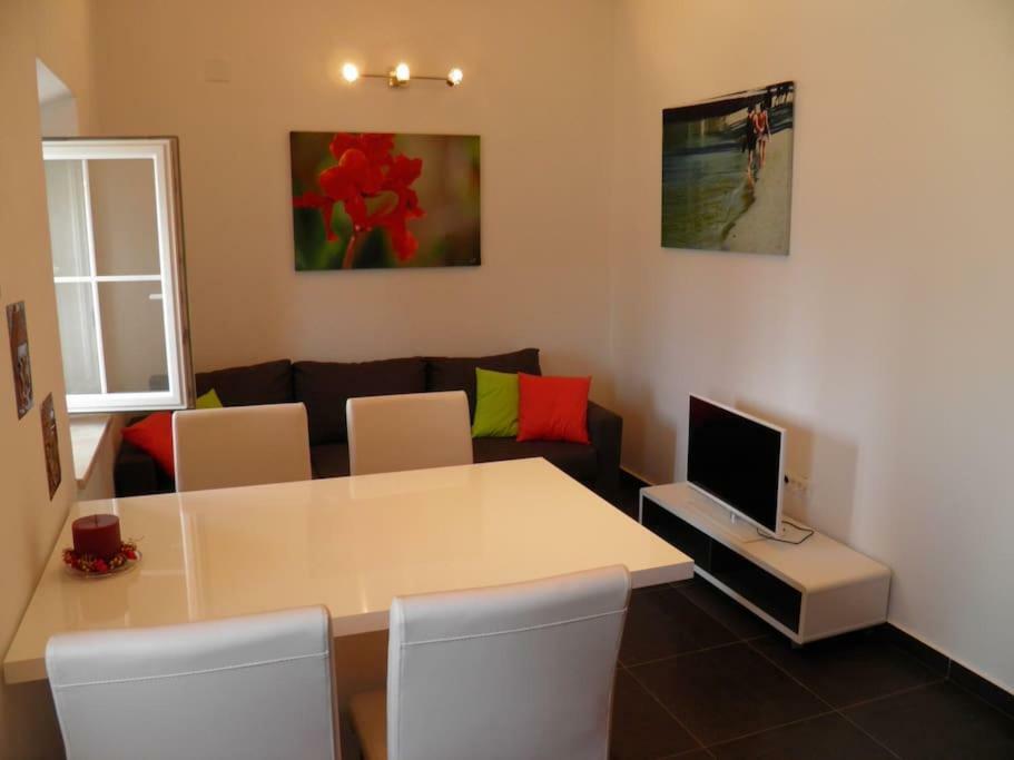 Romantic Apartment Donje Celo Екстериор снимка